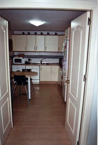Begane grond appartement in Estepona-3