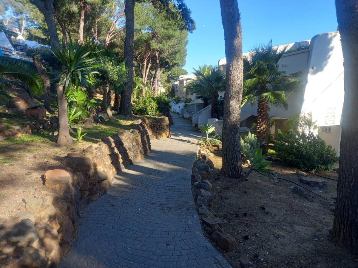 Begane grond appartement in Estepona-2