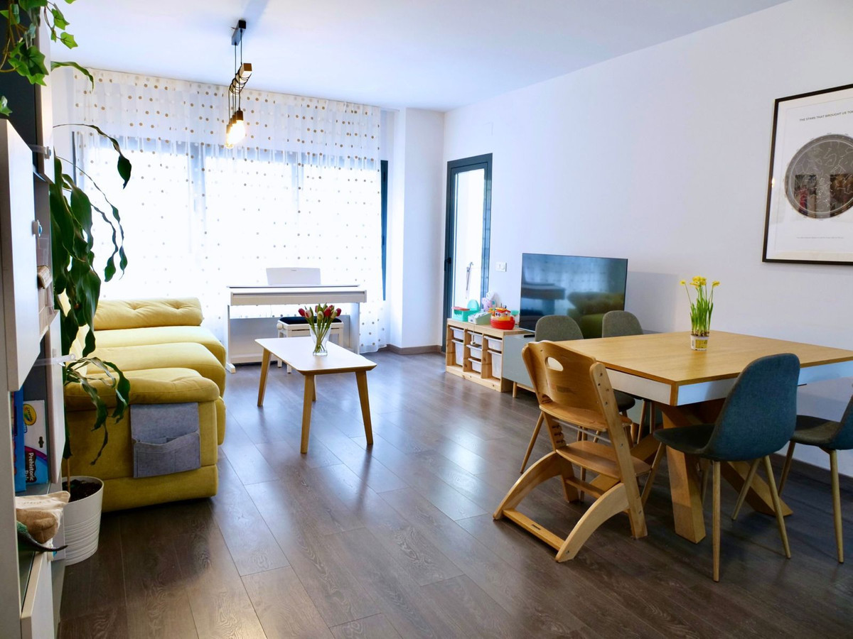 Appartement te koop in Estepona | 3 slaapkamers H5013628