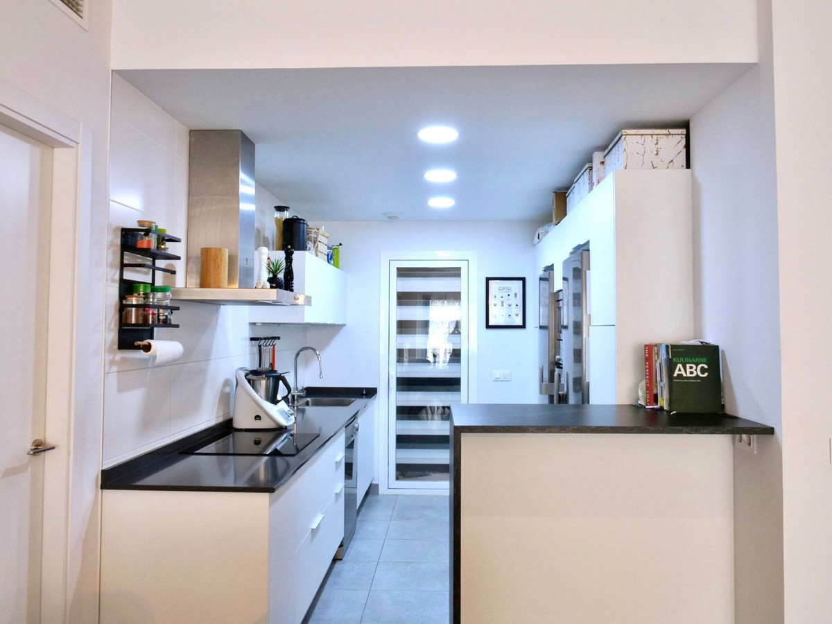 Appartement te koop in Estepona | 3 slaapkamers H5013628