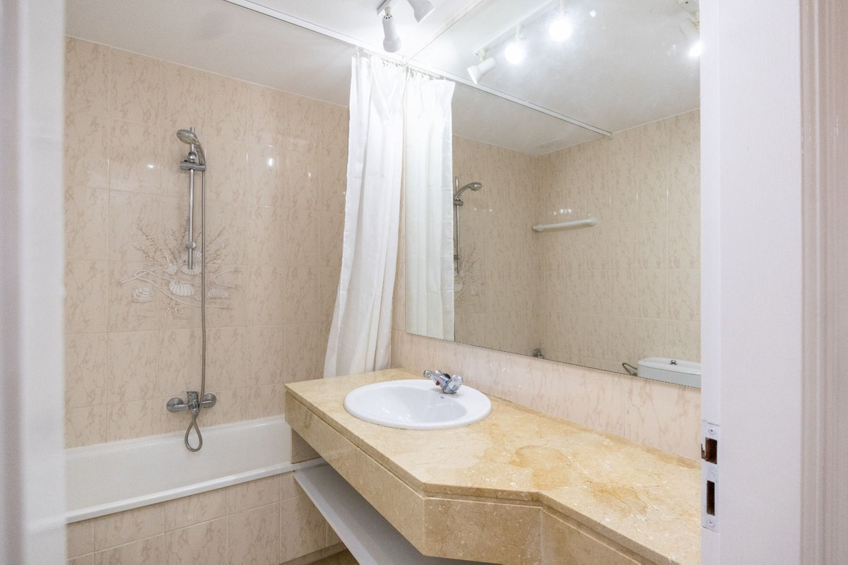 Tussenverdieping Studio in Estepona-4