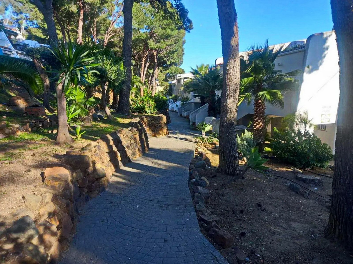 Appartement te koop in Estepona | 0 slaapkamers H5016169