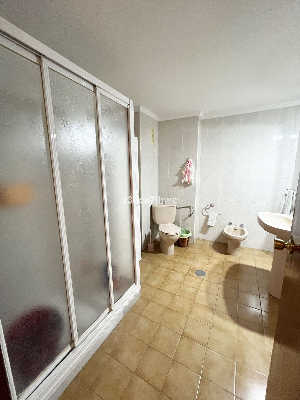 Appartement te koop in Estepona | 3 slaapkamers H5021248