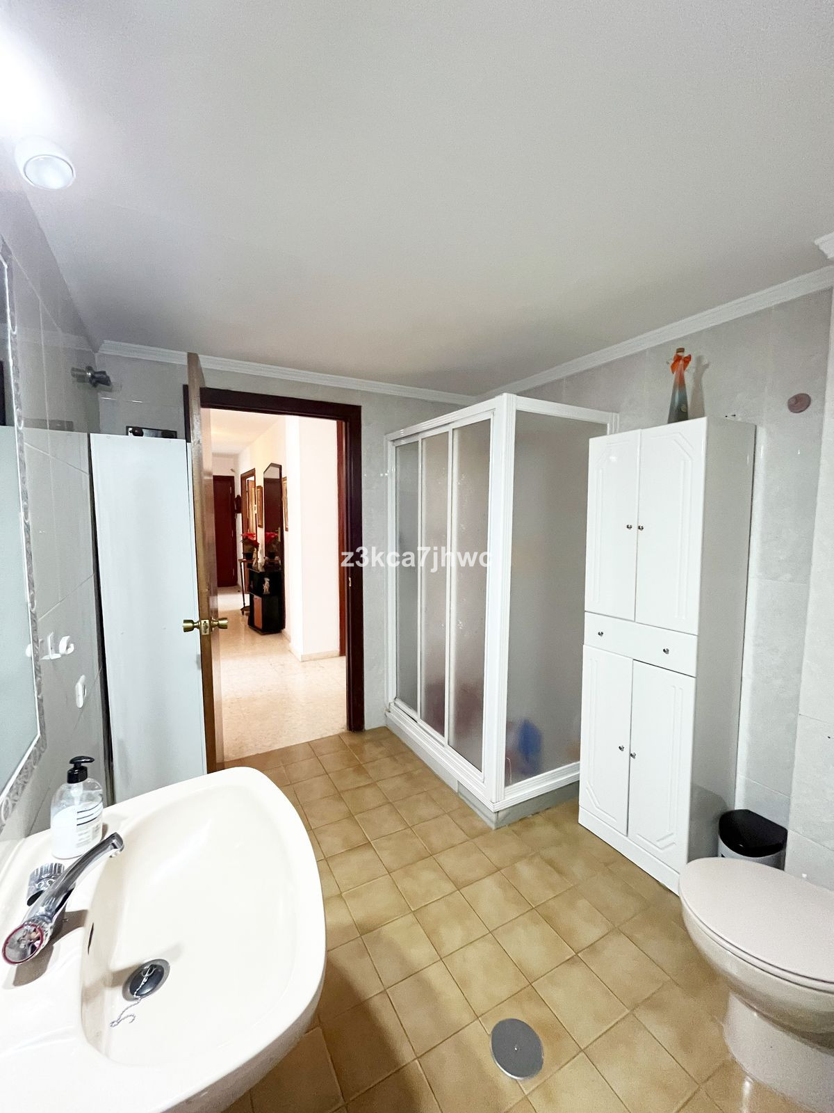 Appartement te koop in Estepona | 3 slaapkamers H5021248