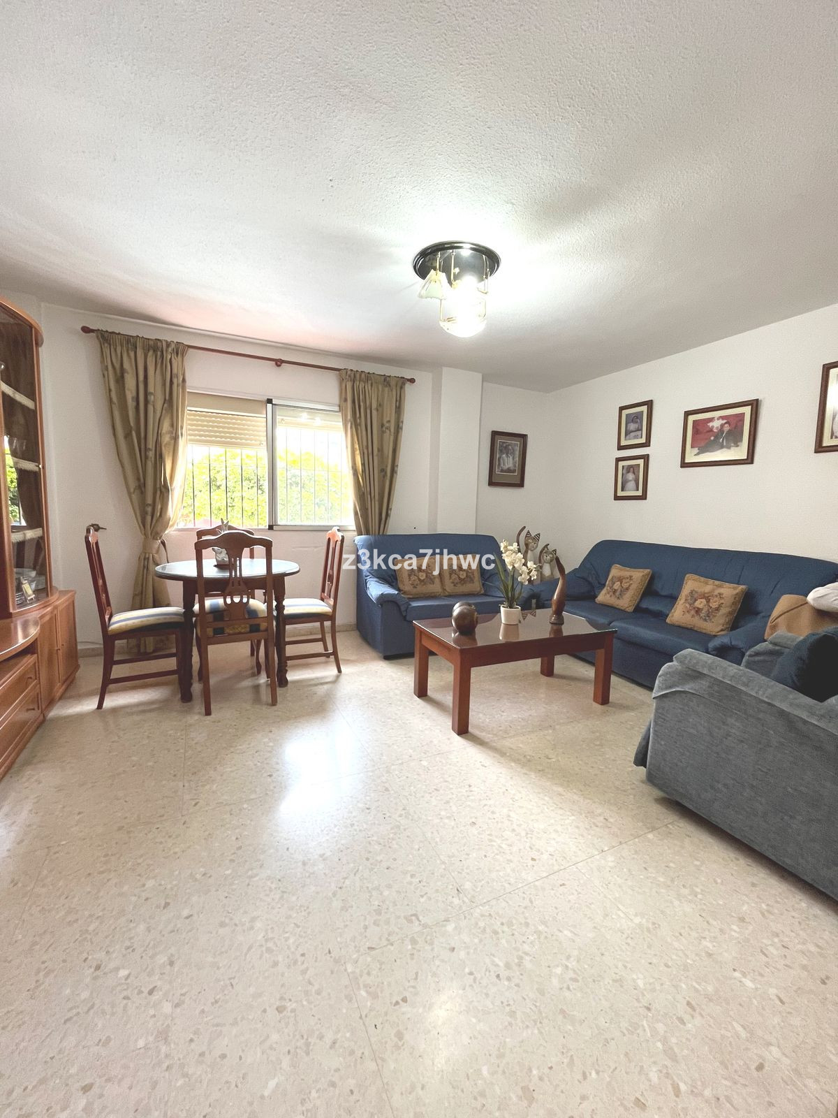 Appartement te koop in Estepona | 3 slaapkamers H5021248