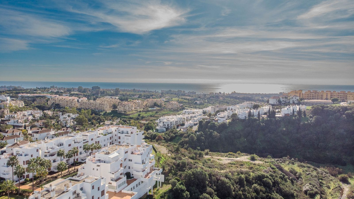 Penthouse Duplex for sale in Estepona | 4 bedrooms H5025922