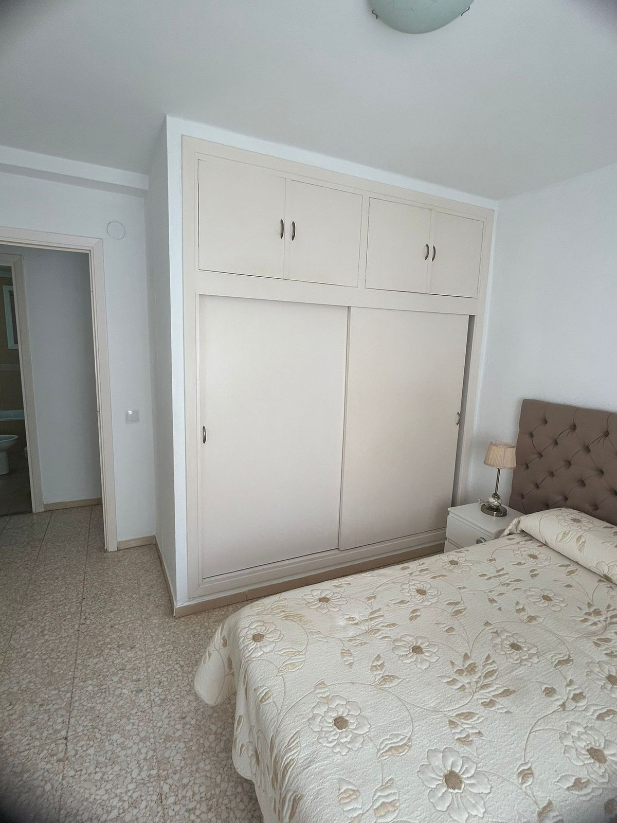 Appartement te koop in Estepona | 4 slaapkamers H5038846