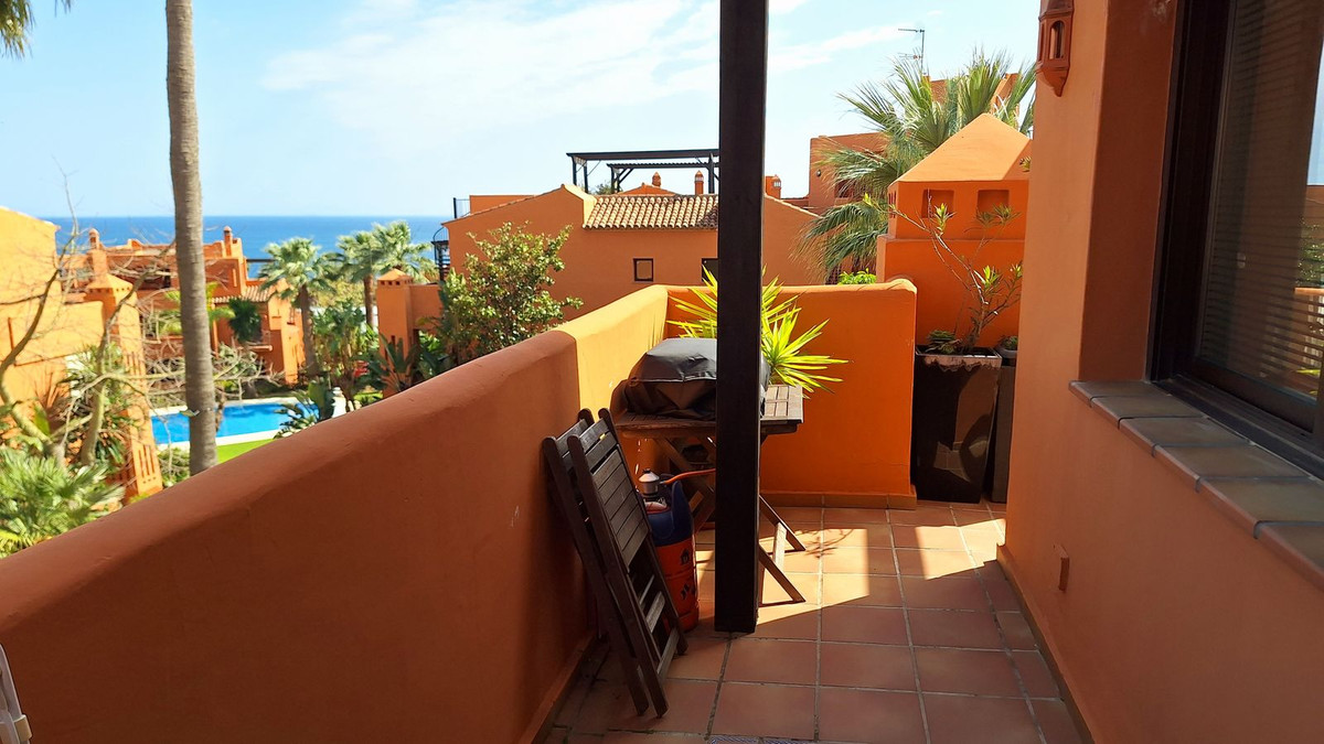 Appartement te koop in Estepona | 2 slaapkamers H5041207