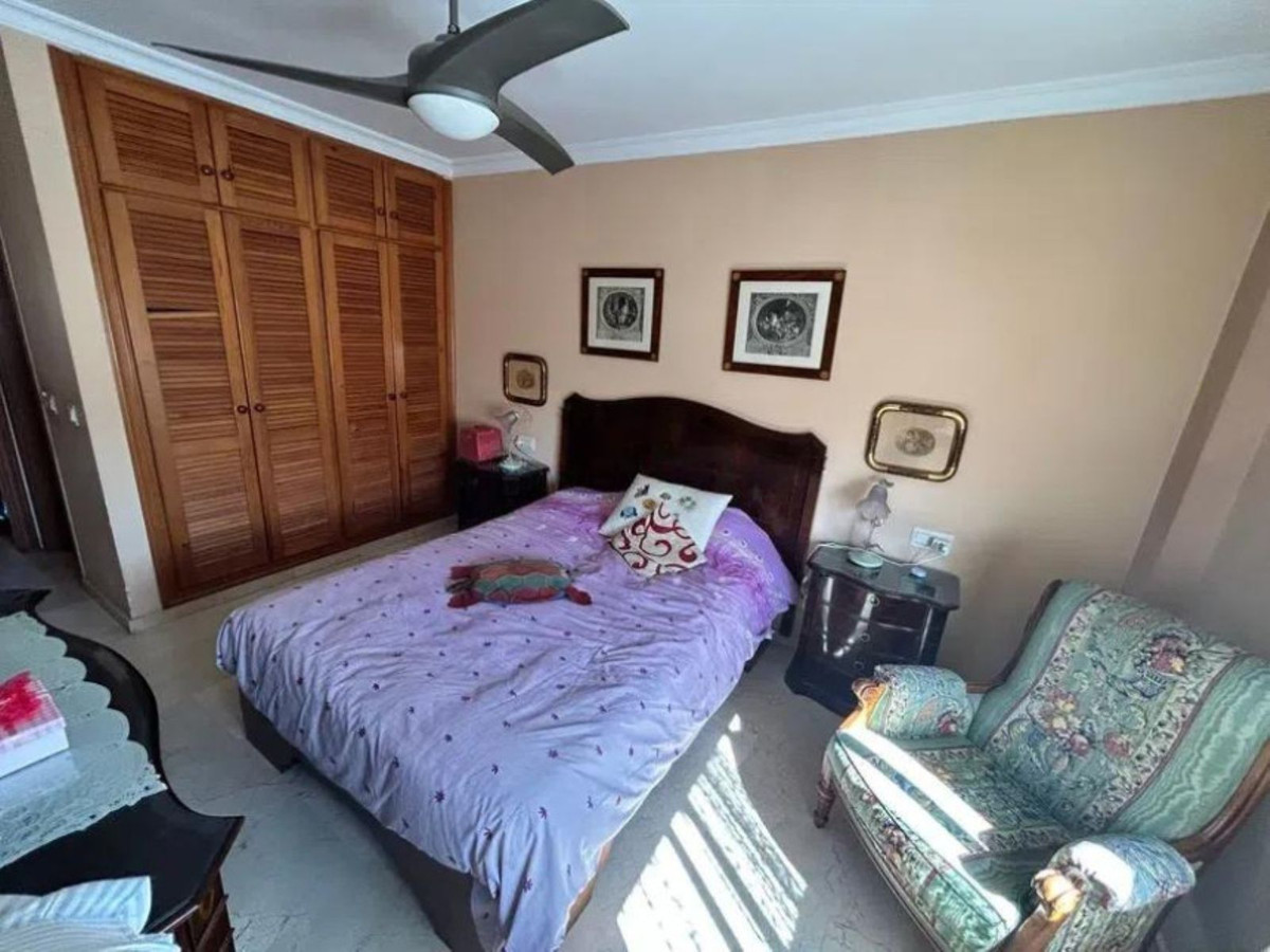 Appartement te koop in Estepona | 4 slaapkamers H5044747