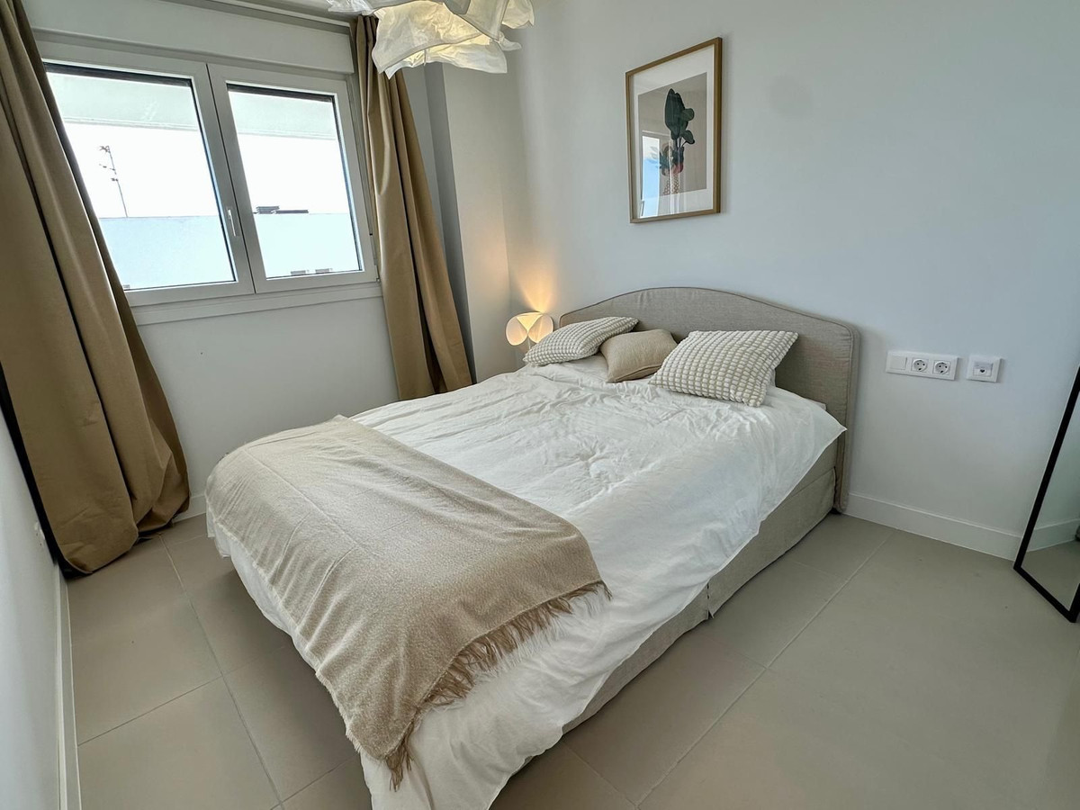 Appartement te koop in Estepona | 2 slaapkamers H5045368