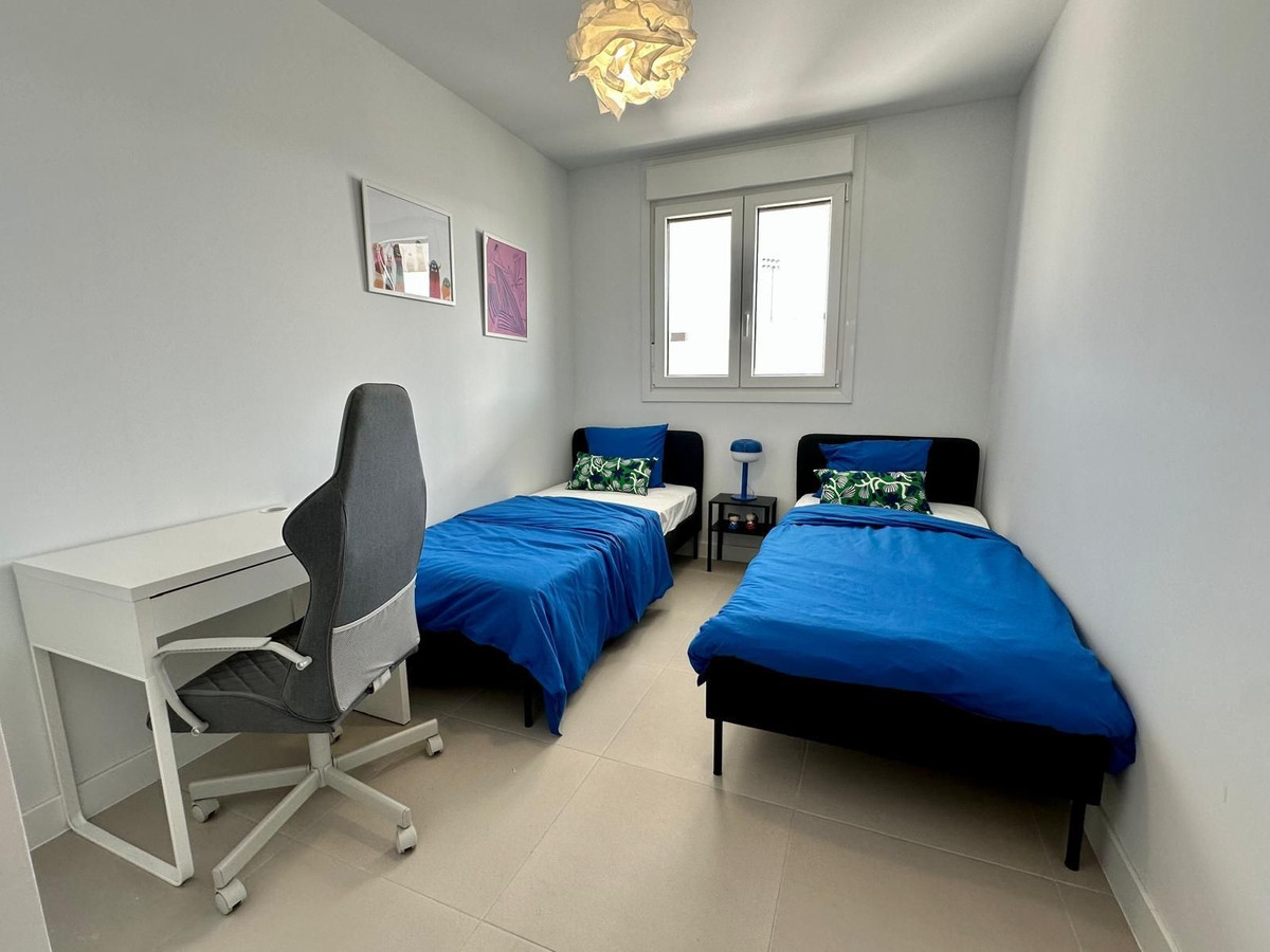 Appartement te koop in Estepona | 2 slaapkamers H5045368