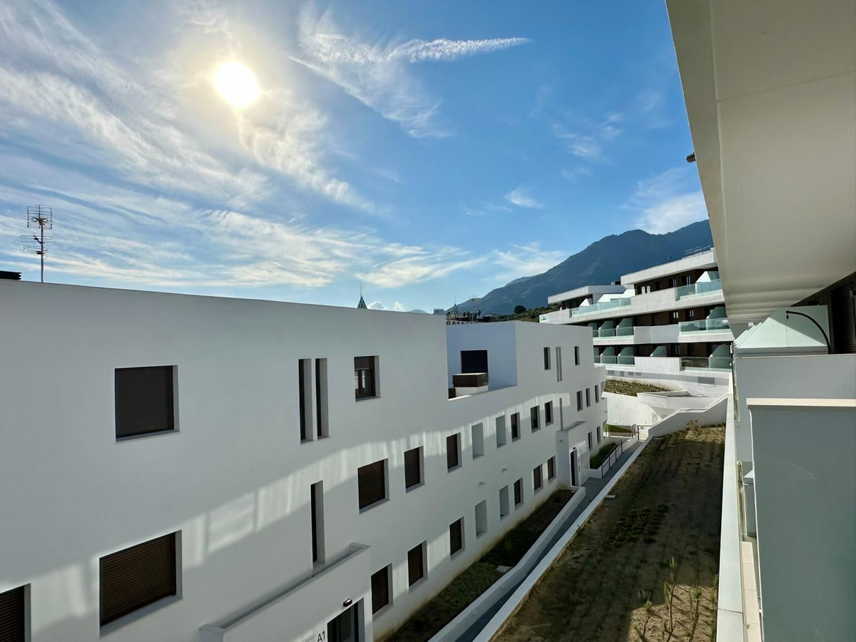 Appartement te koop in Estepona | 2 slaapkamers H5045368