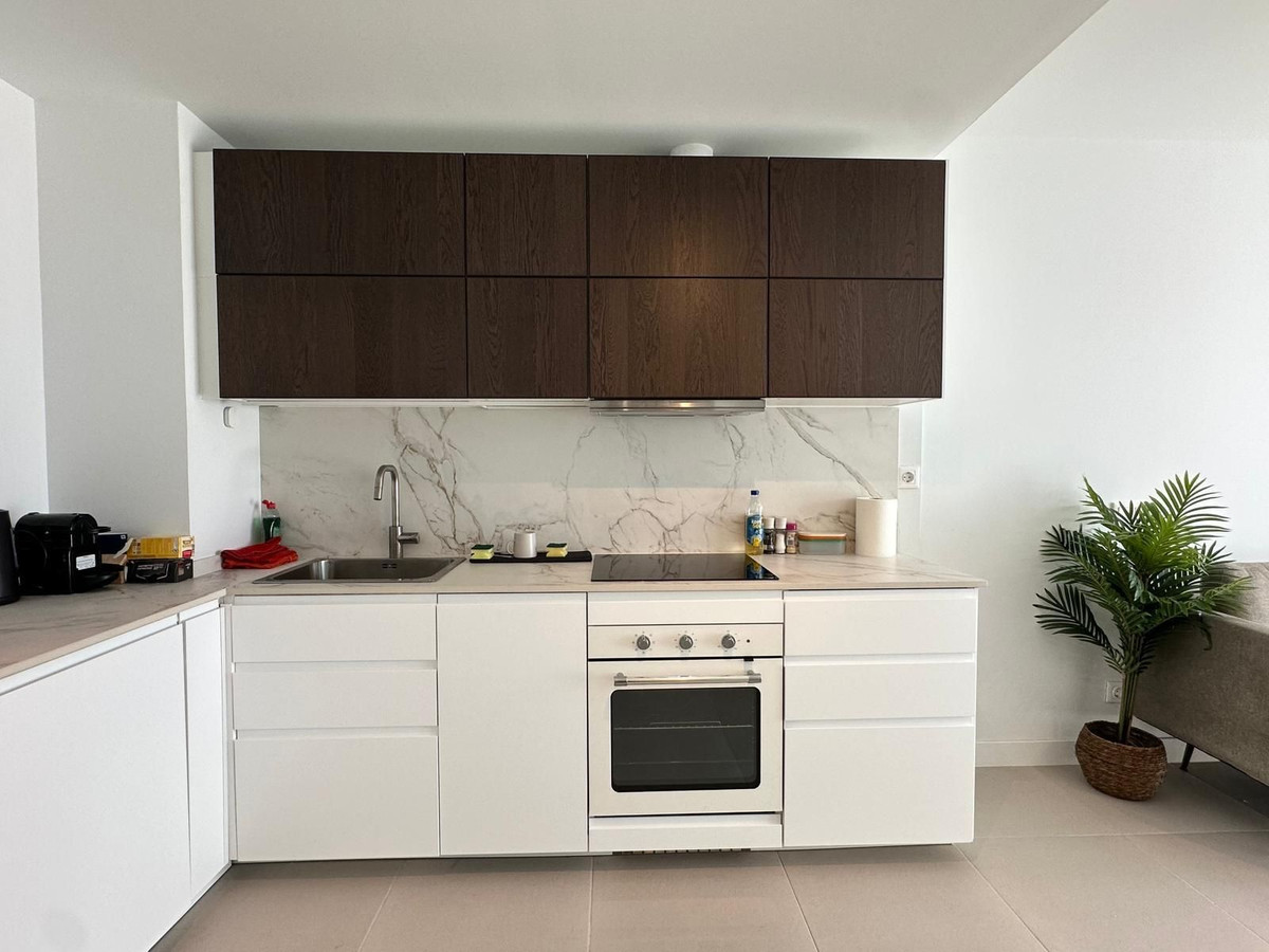 Appartement te koop in Estepona | 2 slaapkamers H5045368