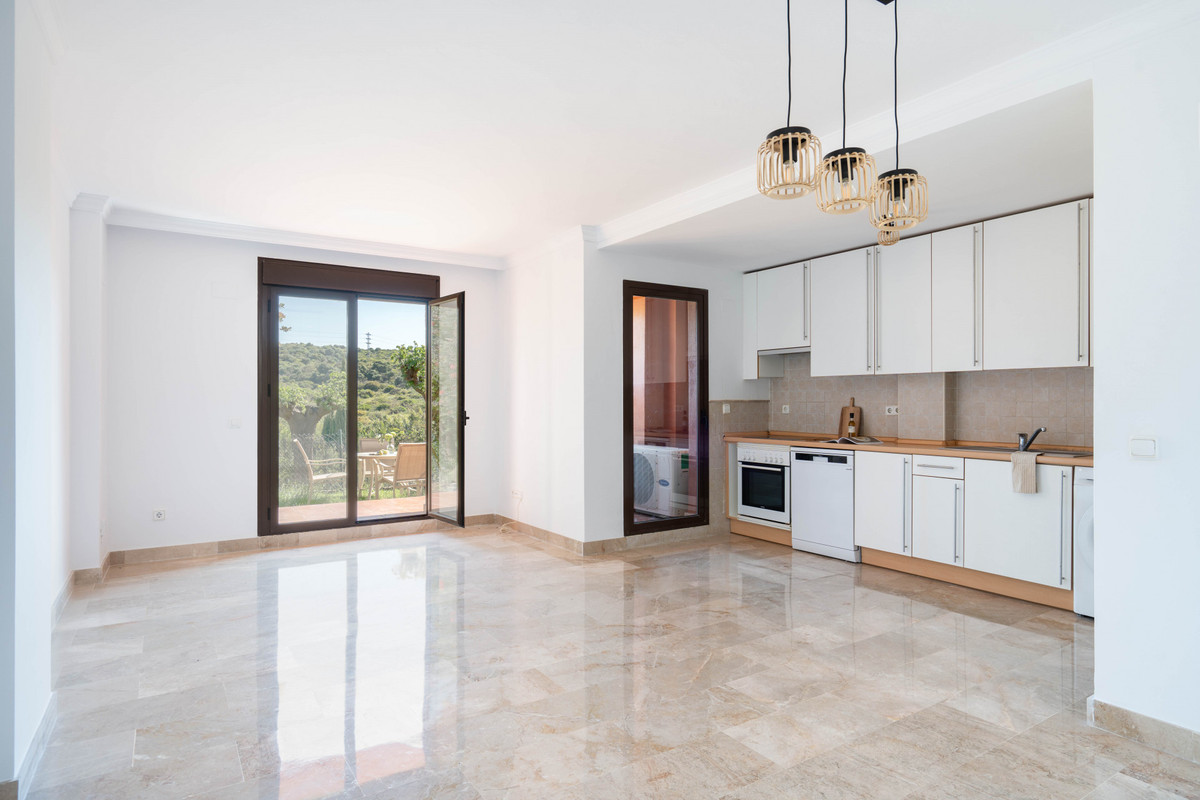 Appartement te koop in Estepona | 2 slaapkamers H5047909