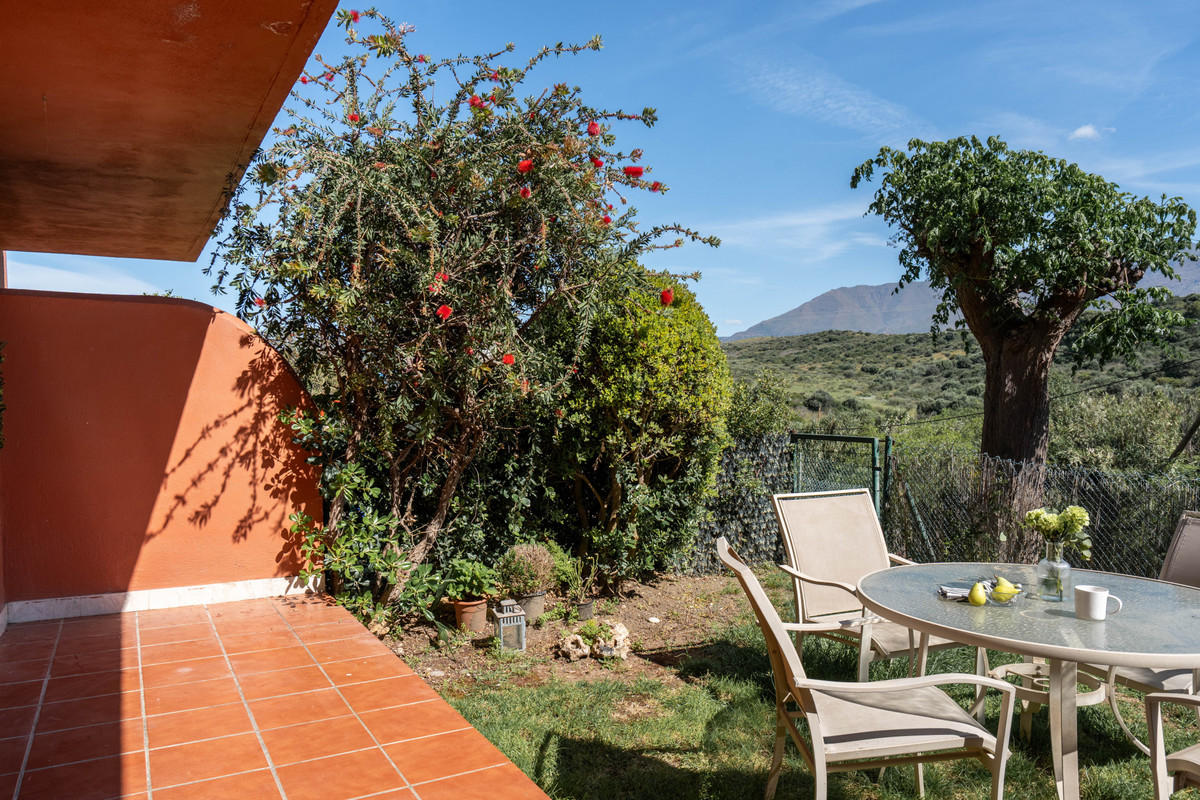 Appartement te koop in Estepona | 2 slaapkamers H5047909