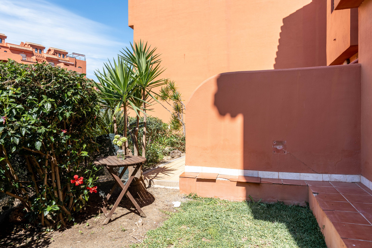 Appartement te koop in Estepona | 2 slaapkamers H5047909