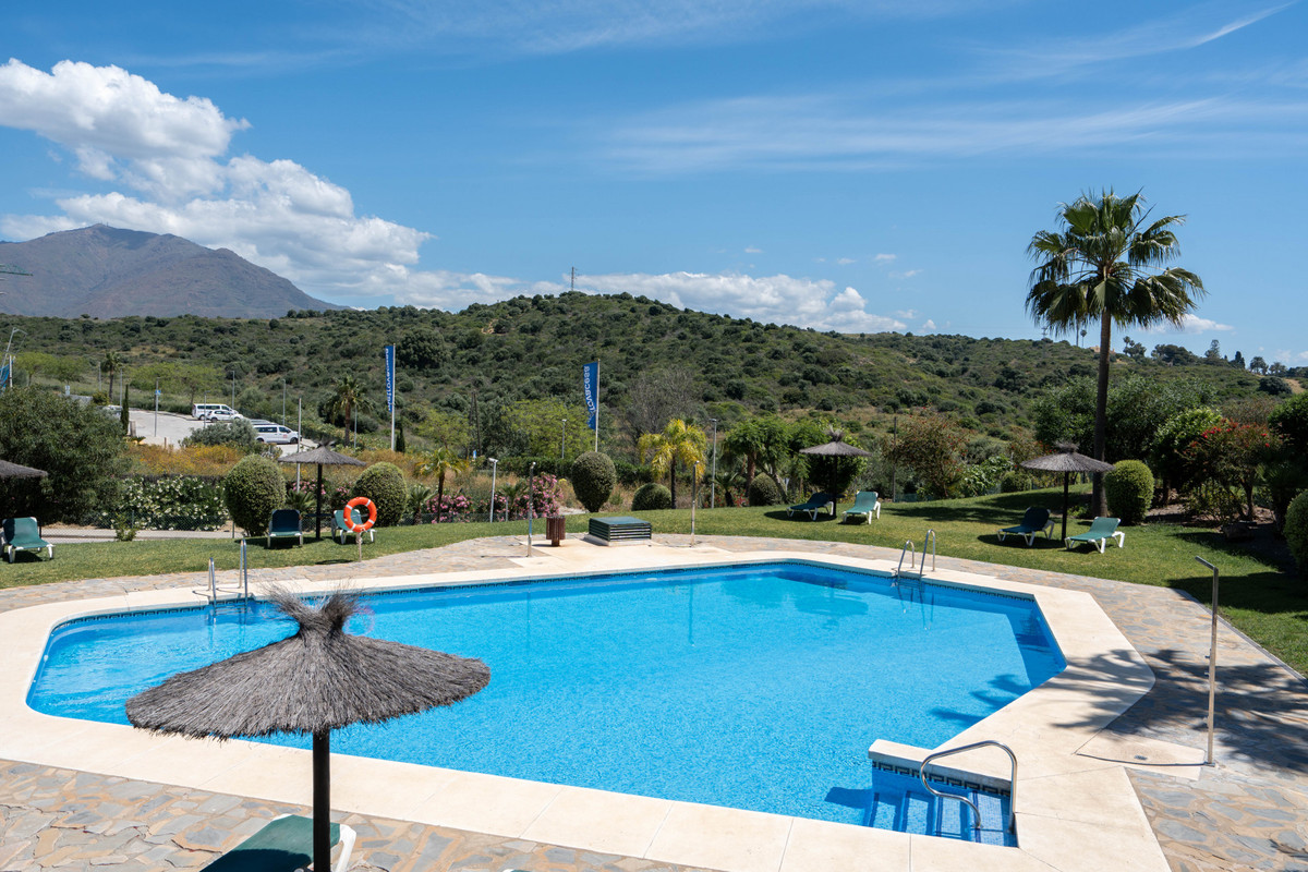 Appartement te koop in Estepona | 2 slaapkamers H5047909