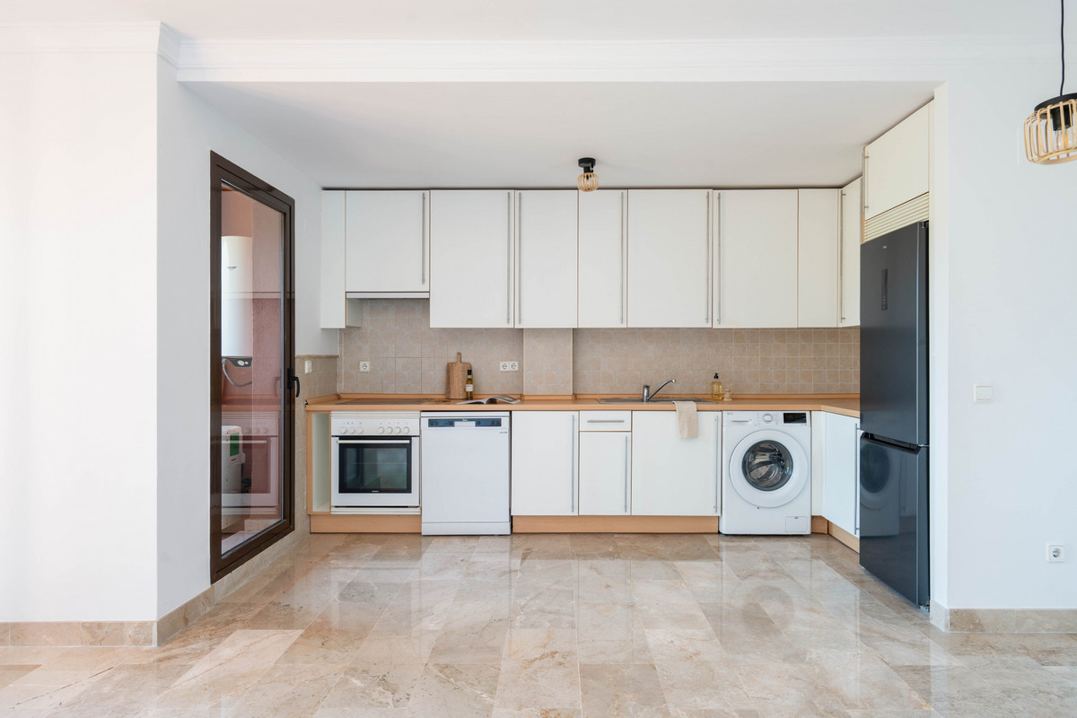 Appartement te koop in Estepona | 2 slaapkamers H5047909