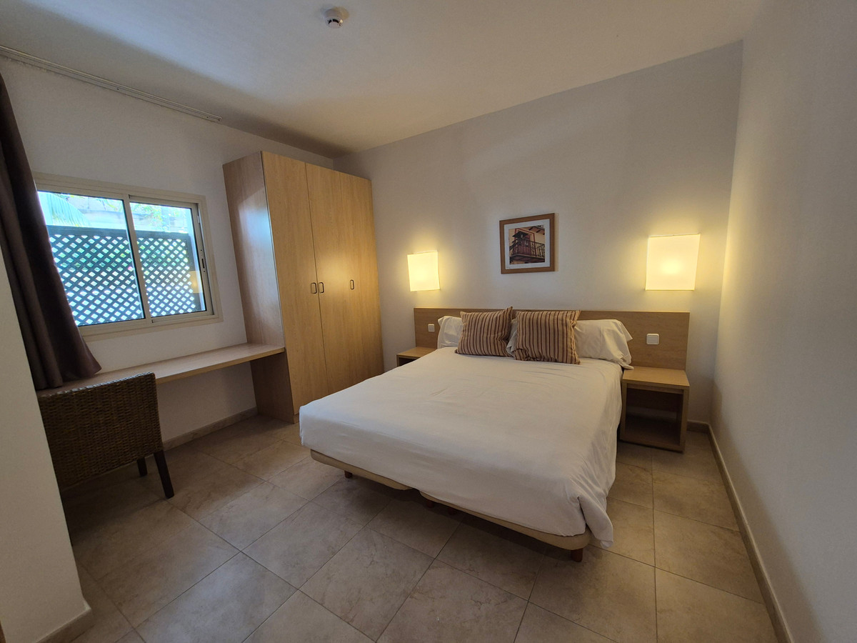 Appartement te koop in Manilva | 1 slaapkamers H5047942
