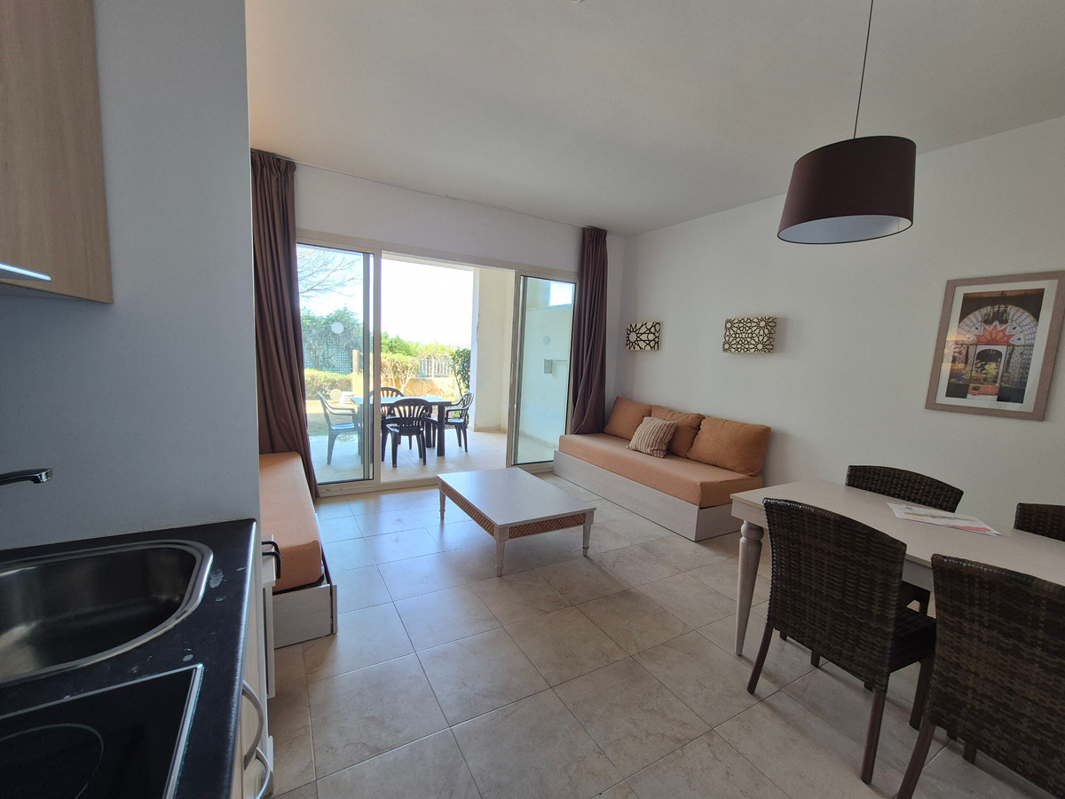 Appartement te koop in Manilva | 1 slaapkamers H5047942