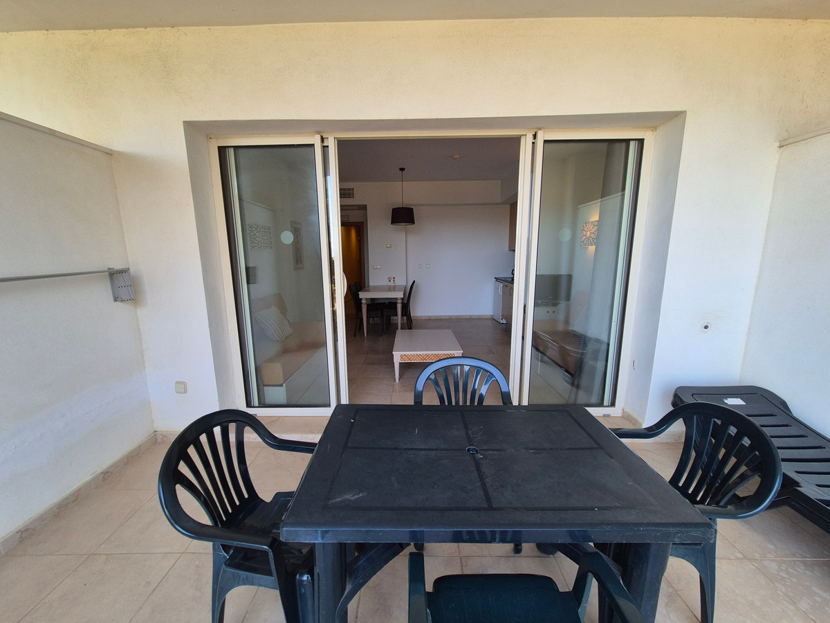 Appartement te koop in Manilva | 1 slaapkamers H5047942
