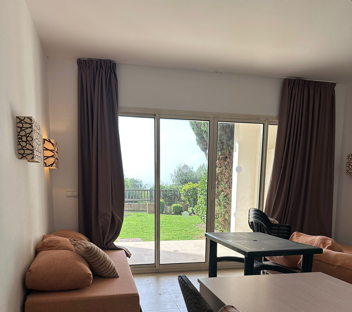 Appartement te koop in Manilva | 1 slaapkamers H5047942