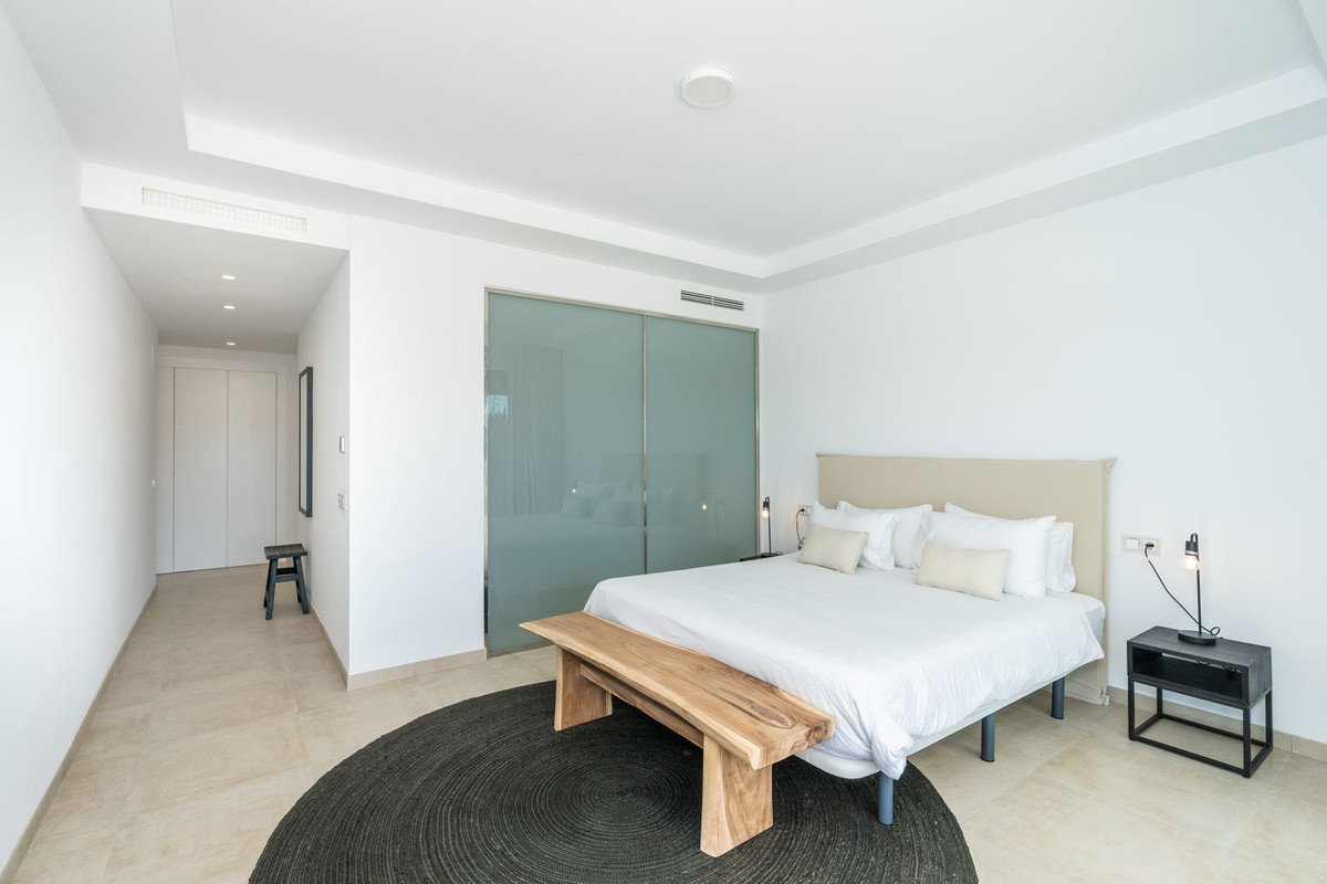 Appartement te koop in Estepona | 5 slaapkamers H5049346