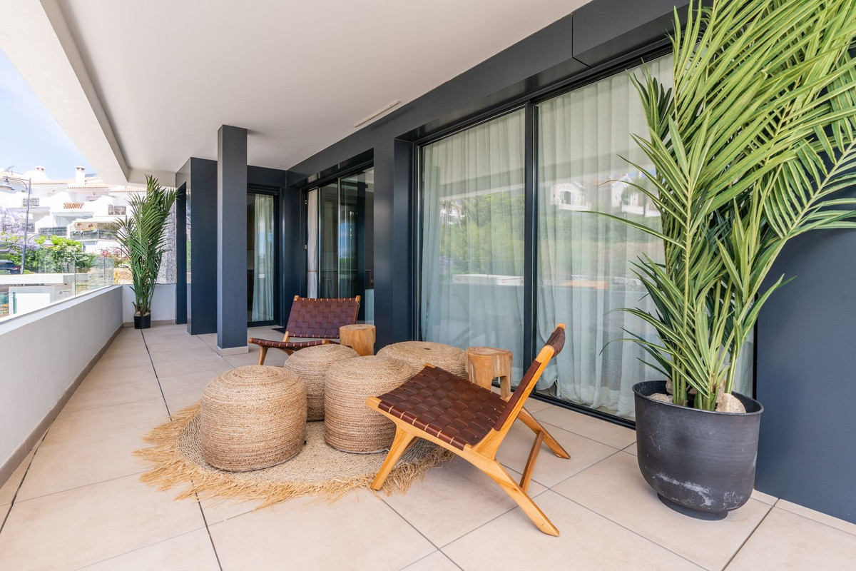 Appartement te koop in Estepona | 5 slaapkamers H5049346