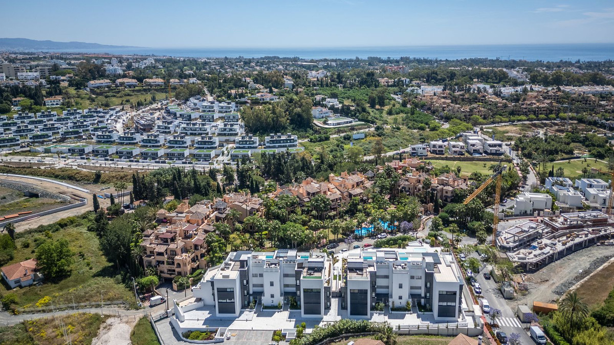 Appartement te koop in Estepona | 5 slaapkamers H5049346