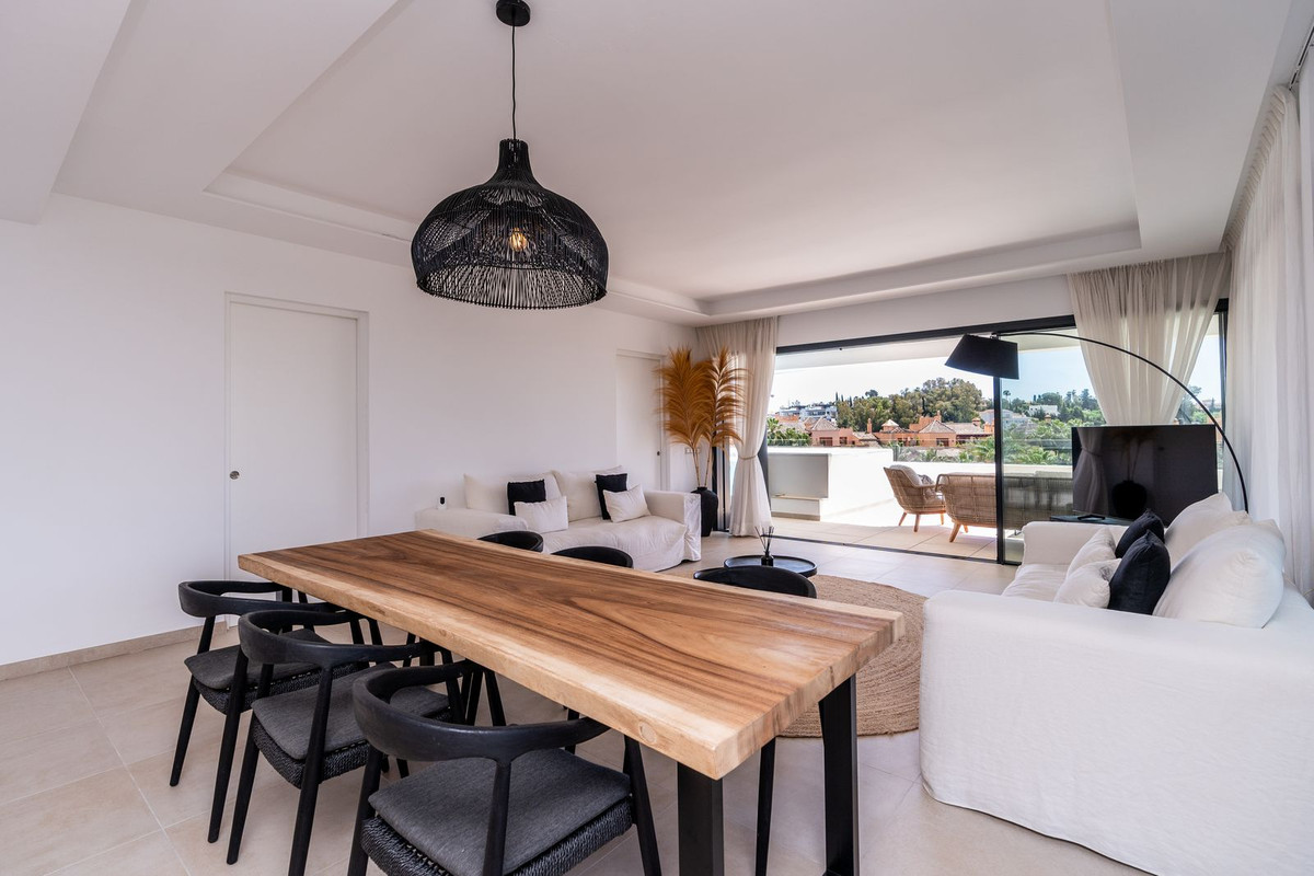 Appartement te koop in Estepona | 5 slaapkamers H5049346