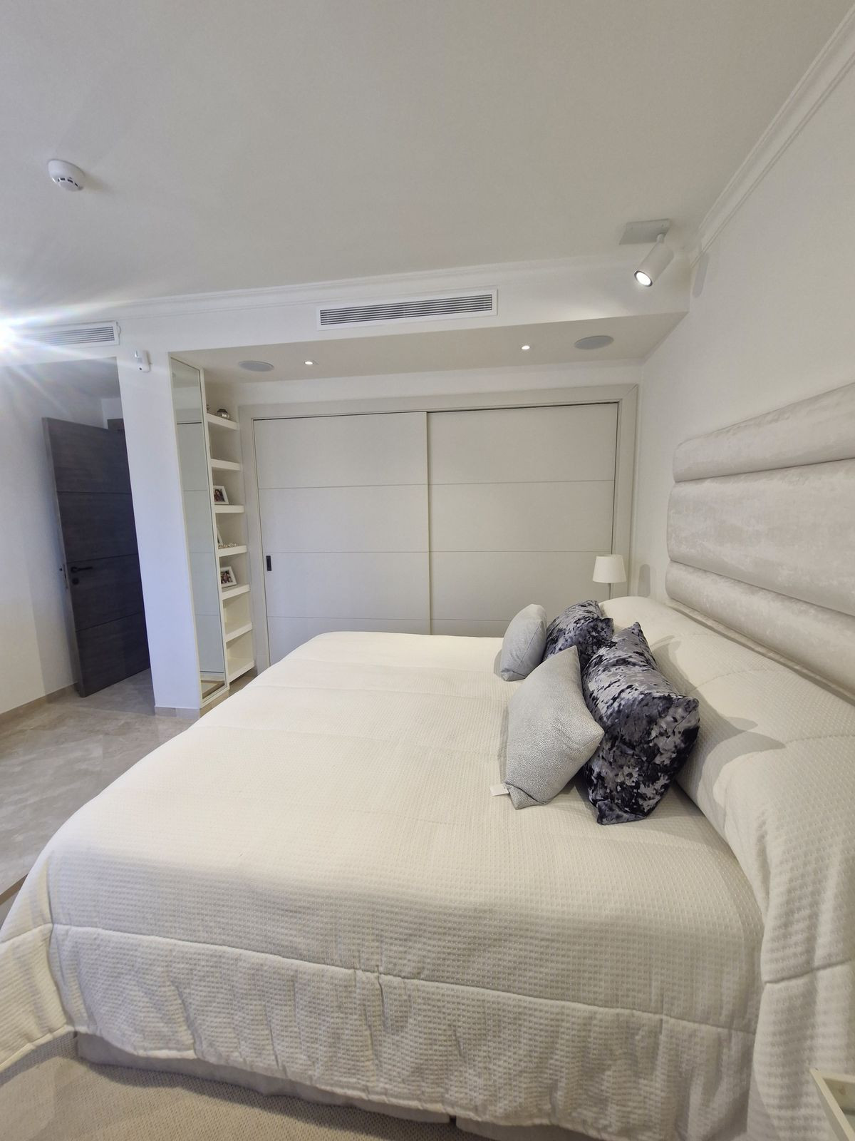 Appartement te koop in Estepona | 3 slaapkamers H5049460