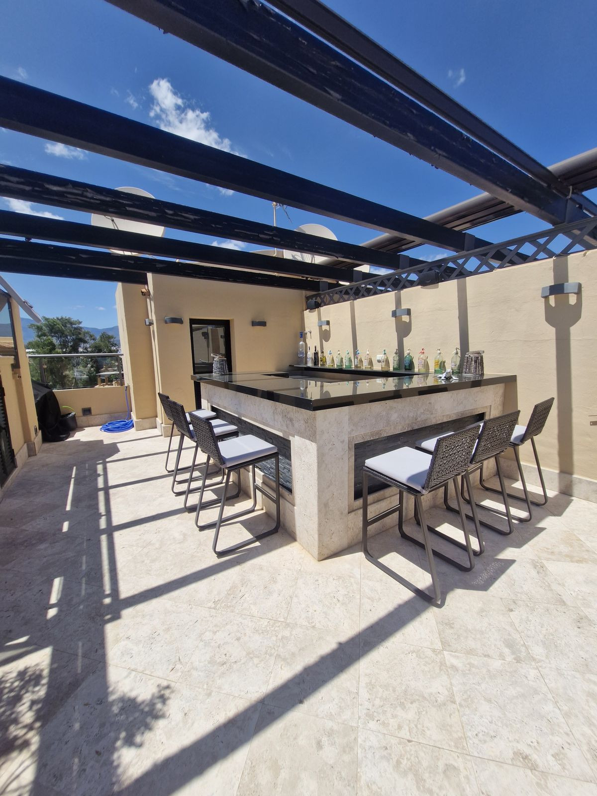 Appartement te koop in Estepona | 3 slaapkamers H5049460