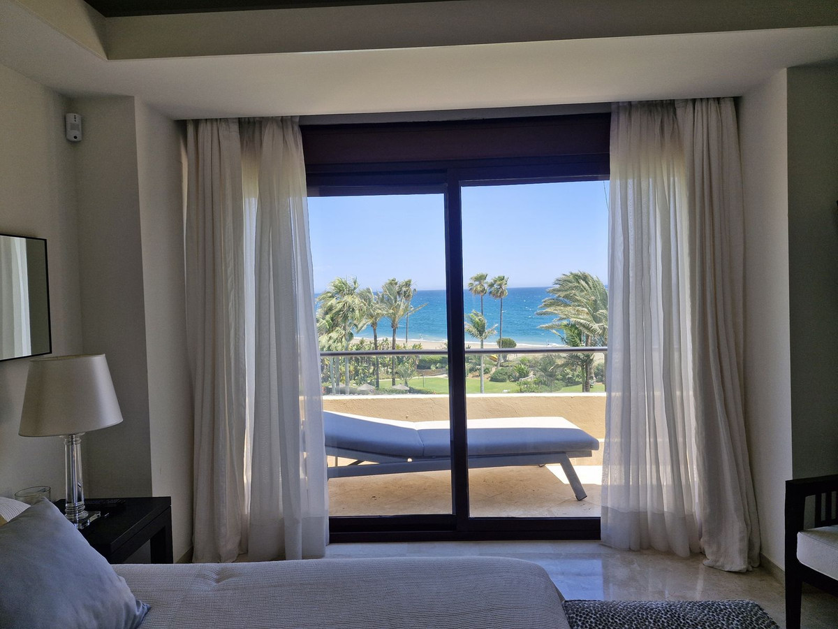 Appartement te koop in Estepona | 3 slaapkamers H5049460