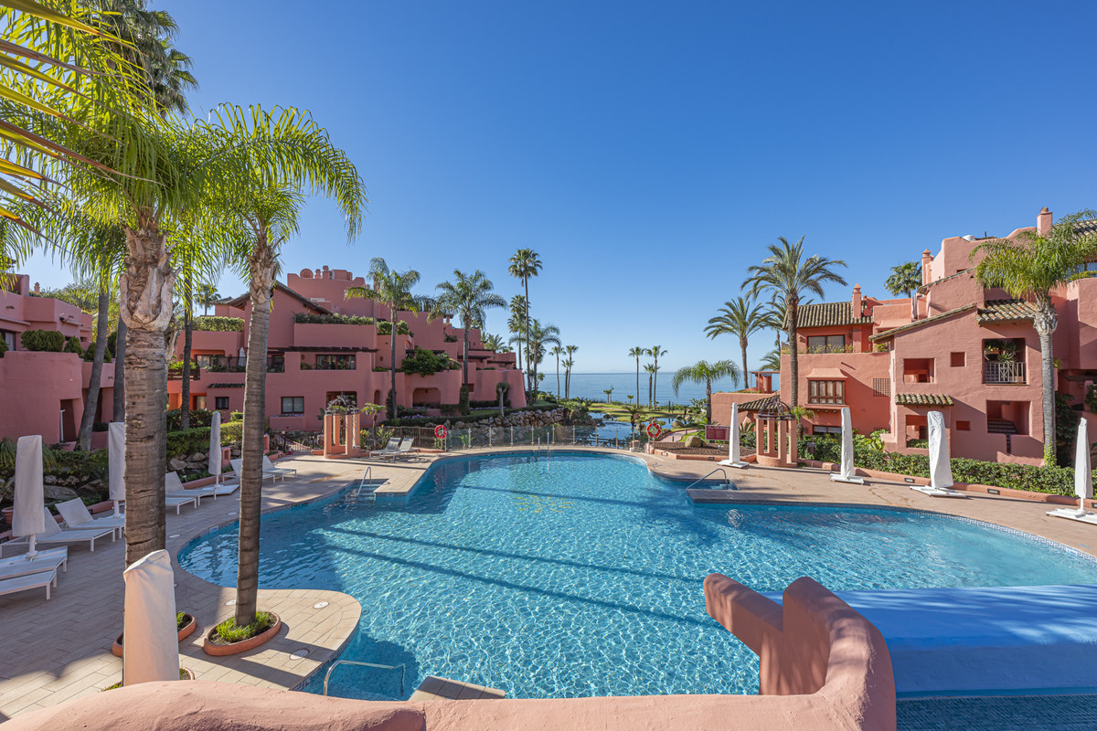 Appartement te koop in Estepona | 2 slaapkamers H5051851