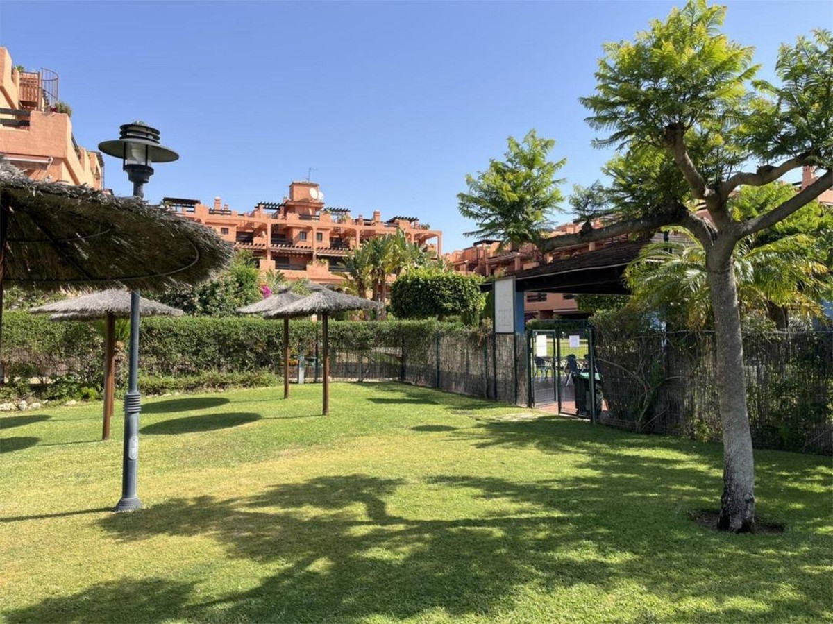 Appartement te koop in Estepona | 2 slaapkamers H5052154