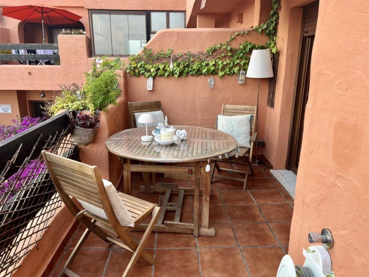 Appartement te koop in Estepona | 2 slaapkamers H5052154