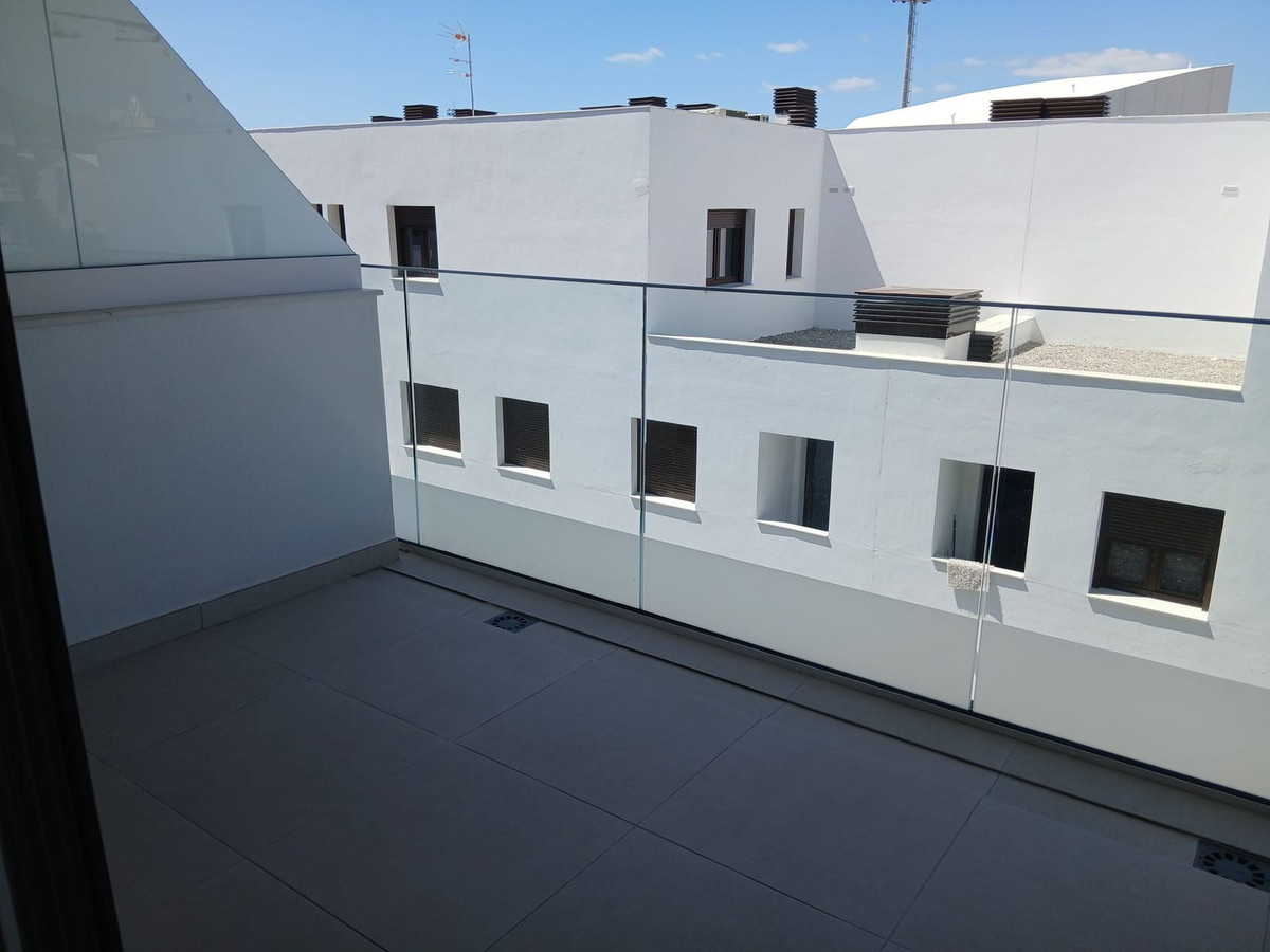 Appartement te koop in Estepona | 1 slaapkamers H5052226