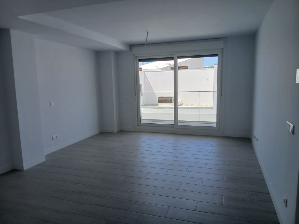 Appartement te koop in Estepona | 1 slaapkamers H5052226