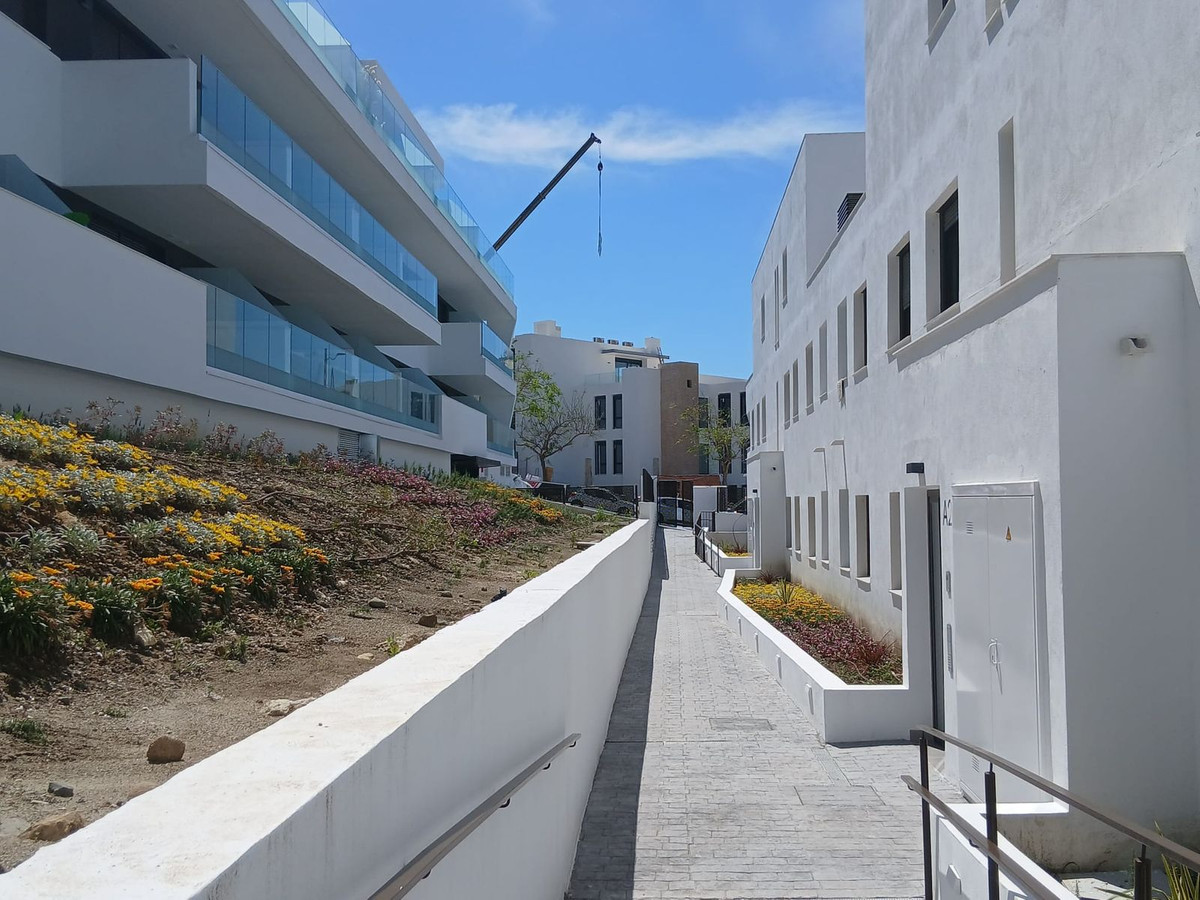 Appartement te koop in Estepona | 1 slaapkamers H5052226