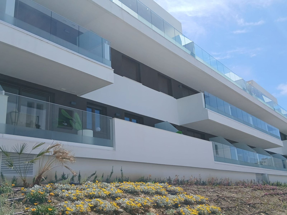 Appartement te koop in Estepona | 1 slaapkamers H5052226