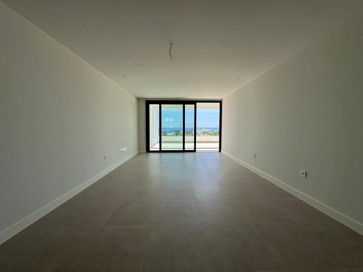 Penthouse te koop in Estepona | 3 slaapkamers H5054767