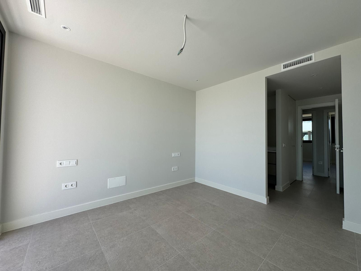 Penthouse te koop in Estepona | 3 slaapkamers H5054767