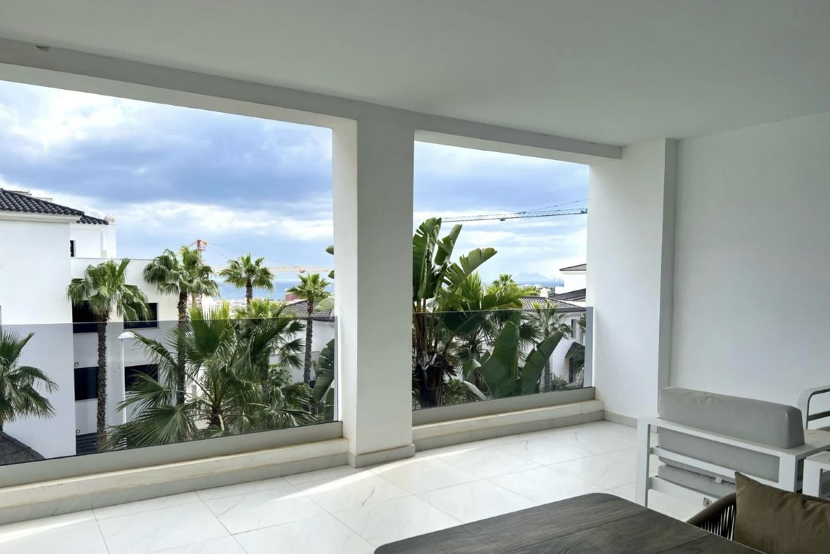 Appartement te koop in Estepona | 2 slaapkamers H5054821