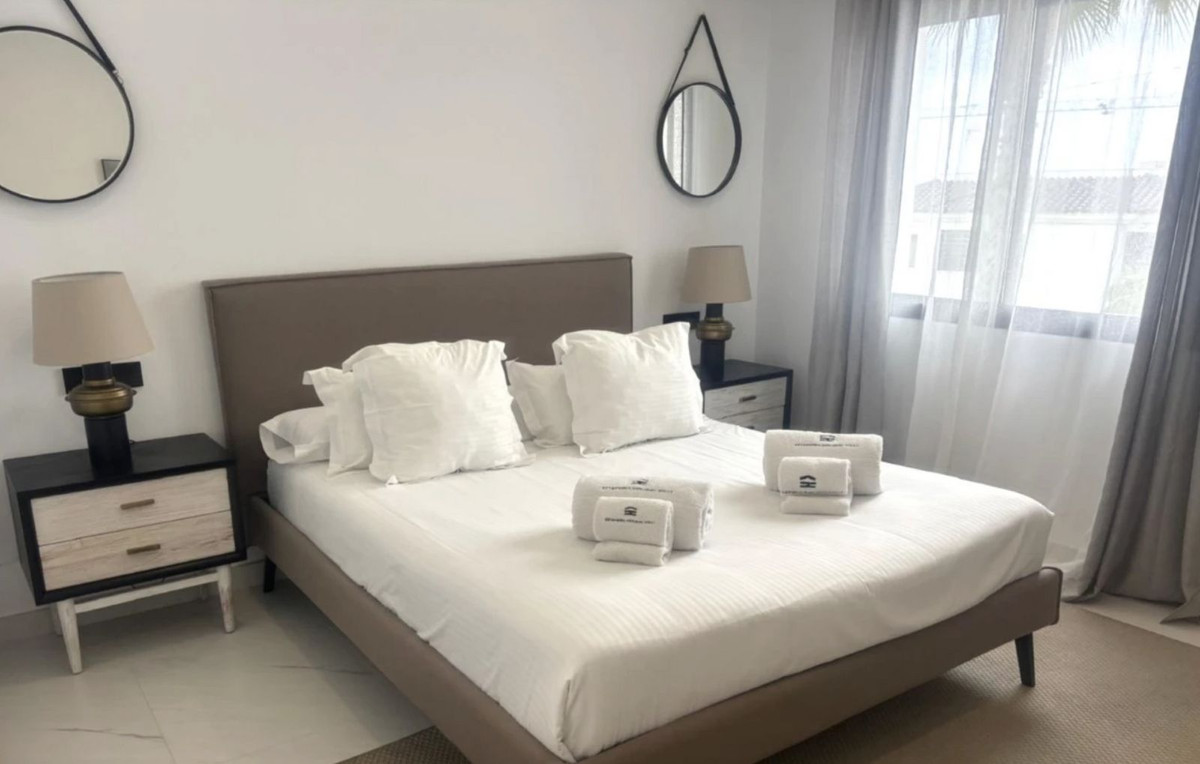 Appartement te koop in Estepona | 2 slaapkamers H5054821