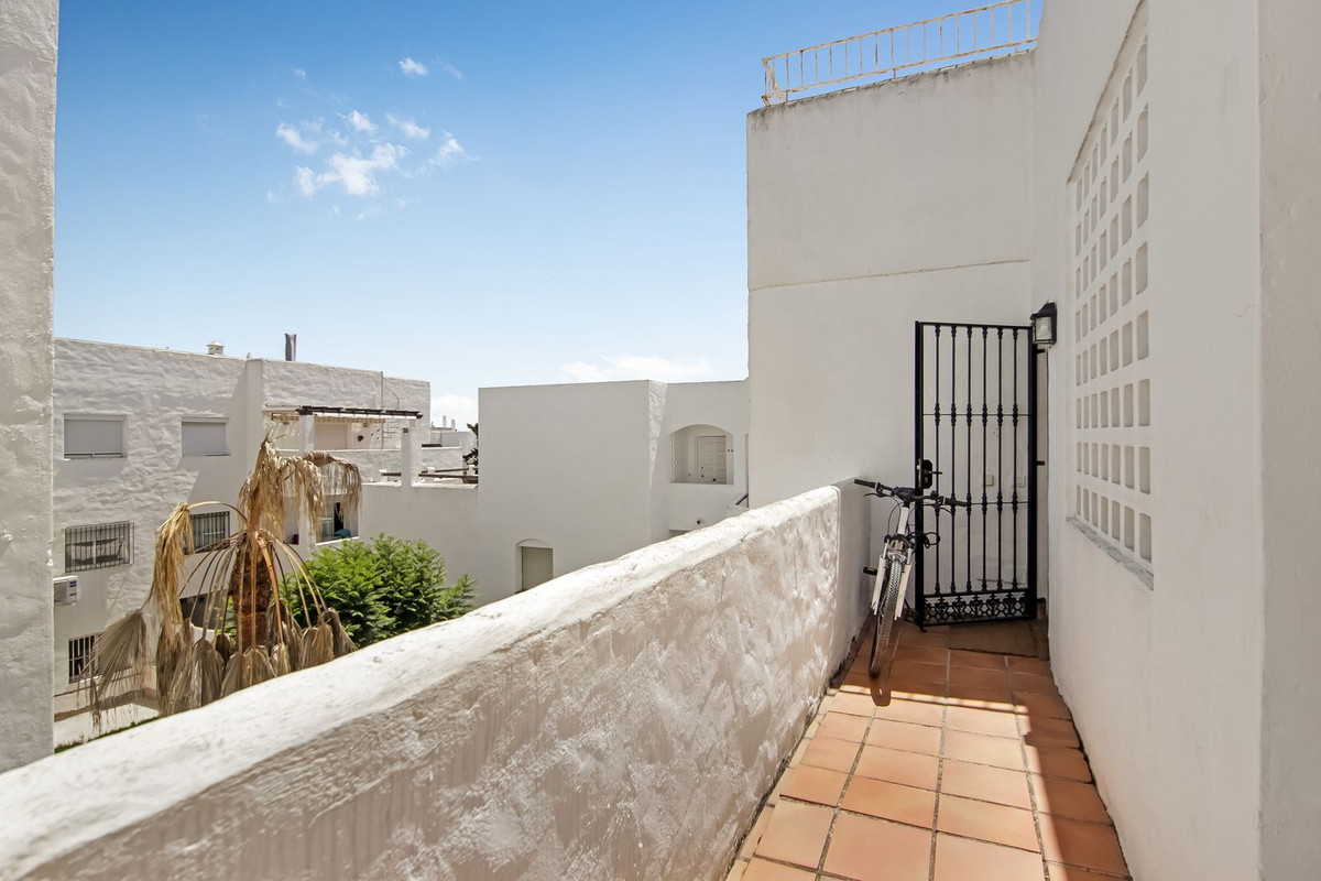 Appartement te koop in Estepona | 2 slaapkamers H5054881