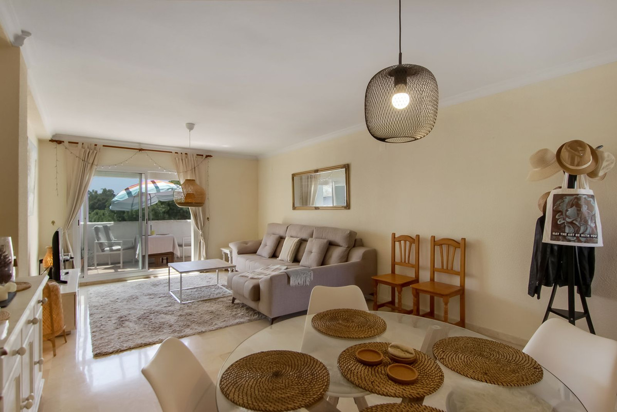 Appartement te koop in Estepona | 2 slaapkamers H5054881
