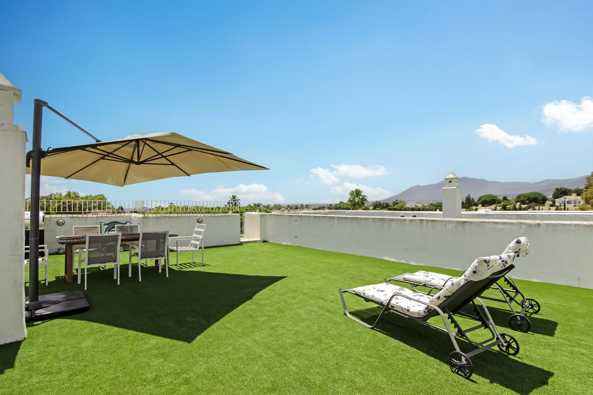 Appartement te koop in Estepona | 2 slaapkamers H5054881