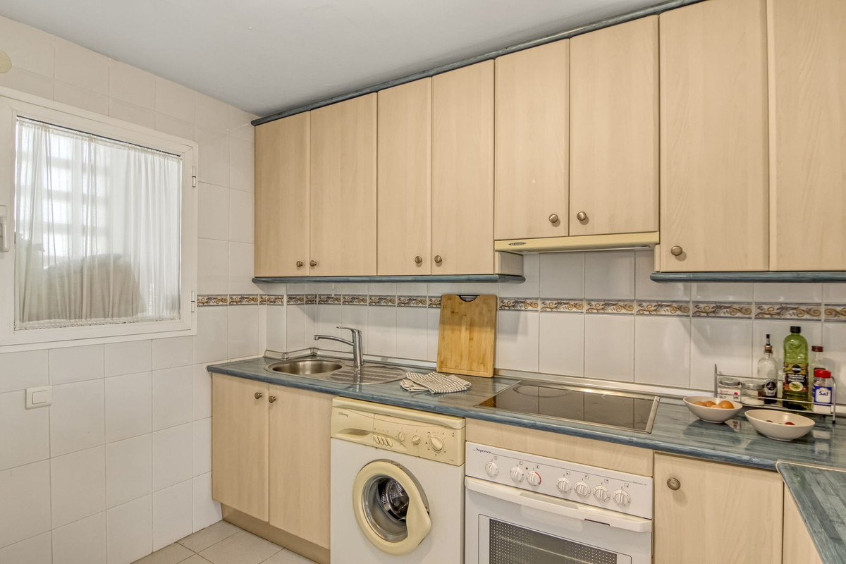 Appartement te koop in Estepona | 2 slaapkamers H5054881