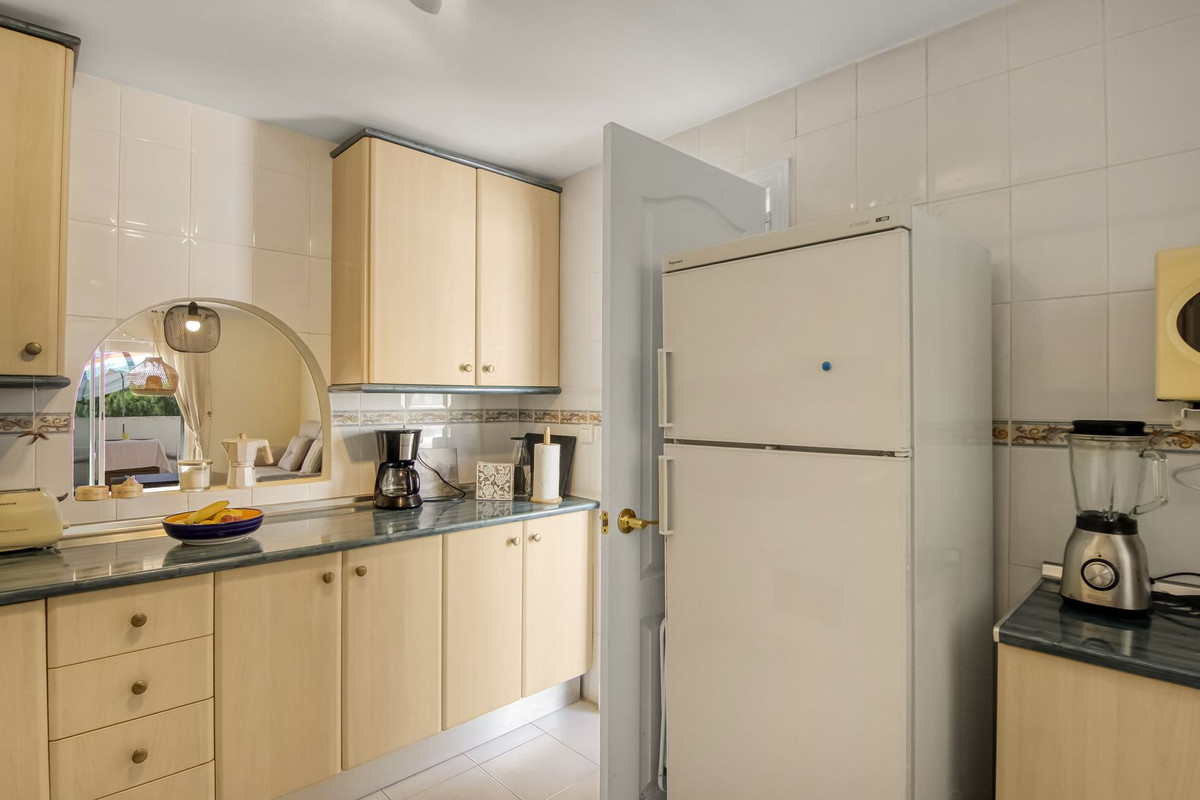 Appartement te koop in Estepona | 2 slaapkamers H5054881
