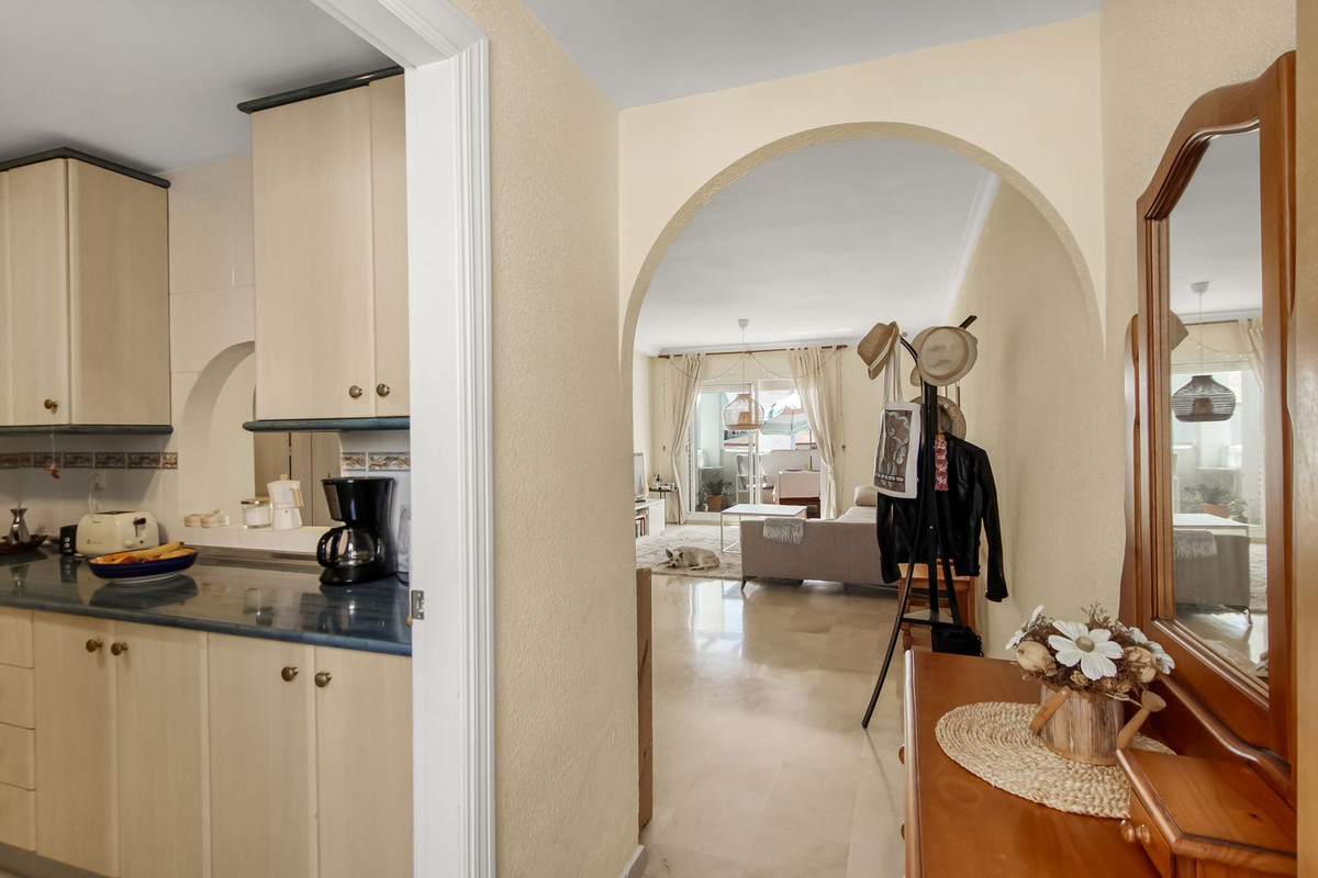 Appartement te koop in Estepona | 2 slaapkamers H5054881